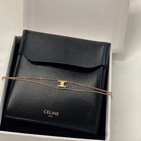 Браслет Celine Triumph Arch! Он очень изящен! Простой и обычный д