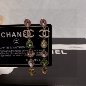 Новые серьги Chanel с цветными бриллиантами, ранний весенний колл