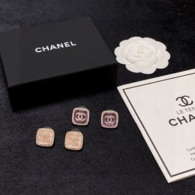 Новинка от CHANEL. Индивидуальные модные серьги с двойным C из бр