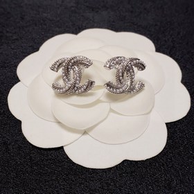 Новые модели 2023 года [Chanel] Серебряные серьги с маленькими же