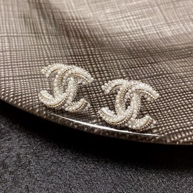 Новые модели 2023 года [Chanel] Серебряные серьги с маленькими же