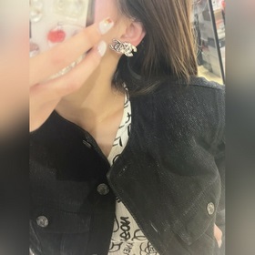 Номер XED0160 6 Кристальные серьги Chanel AB Весна-лето 2023 Пере