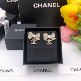 Номер XED0896 【Chanel серьги с бантиком и стразами, двойной логот