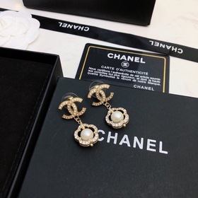 Chanel 2023 Классические серьги-гвоздики Chanel Украшения Индивид