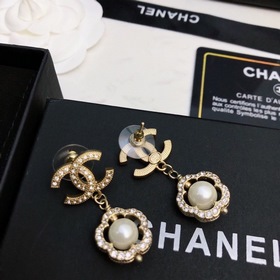 Chanel 2023 Классические серьги-гвоздики Chanel Украшения Индивид