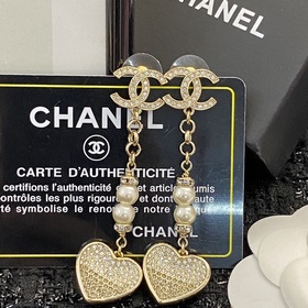 Код E2002 0267825 Популярные серьги-гвоздики Chanel, новинка. CHA