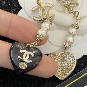 Код E2002 0267825 Популярные серьги-гвоздики Chanel, новинка. CHA