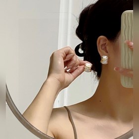 Chanel Высококачественные новые серьги Chanel из официального ма