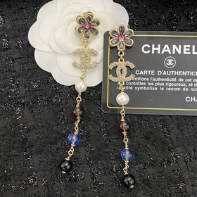 [Chanel] Популярные серьги-гвоздики Chanel в новом исполнении. Ор