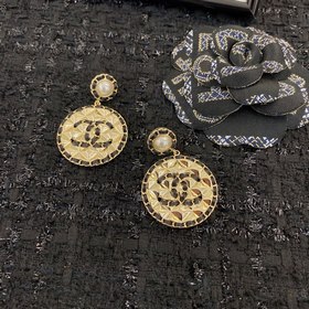 [Chanel] Классическая популярная модель Chanel Серьги Chanel, не