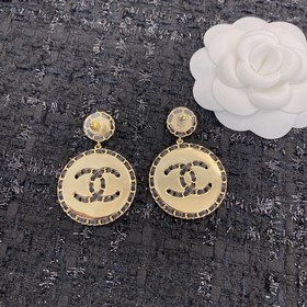 [Chanel] Классическая популярная модель Chanel Серьги Chanel, не