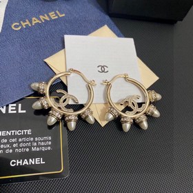 Chanel CHANEL жемчужные серьги с двойной буквой C и бриллиантами 