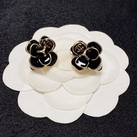 Серьги-клипсы CHANEl в стиле «маленький аромат» не требуют прокол