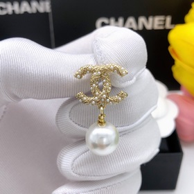 Номер XED0020 【Chanel Мини-серьги с жемчужинами. Популярная модел
