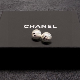 Новые модели 2023 года [Chanel] Серьги с матовой поверхностью и ж