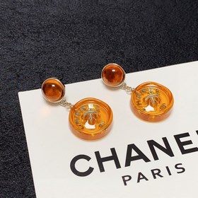 Chanel Милые серьги-гвоздики с оранжевыми пуговицами двойным лог