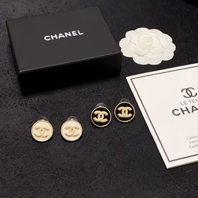 Новинка 2023 года [Chanel] Абрикосовый, черный с жемчужинами. Луч