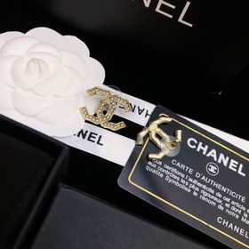 Chanel Chanel маленькие серьги-гвоздики, популярная модель, лучша
