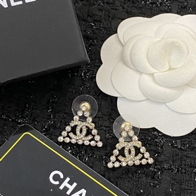 Код E2003 0247820 Популярные серьги Chanel, новинка. Одинаковые, 