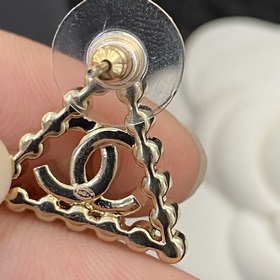 Код E2003 0247820 Популярные серьги Chanel, новинка. Одинаковые, 