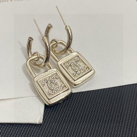 Франция CHANEL Серьги-крючки с прямоугольным подвесом и двойным 