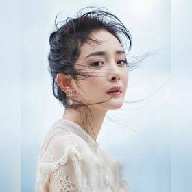 1880130 Продажа популярных товаров на официальном сайте Chanel. Н