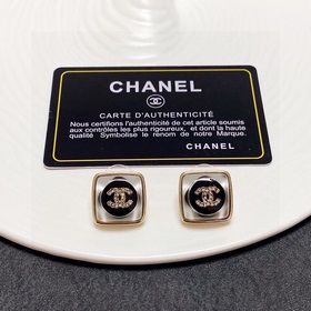Новинка в стиле Chanel, серьги с двойной буквой C, украшенные мик