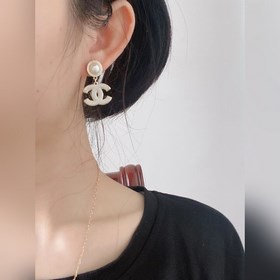 Официальный сайт продает популярные товары. Новая версия Chanel с