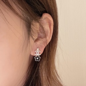 Уровень покупки： Z 3 0 [Серьги Chanel с двойным C из камелии] Обя