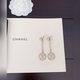 Chanel Новейшие серьги с ажурными круглыми цепочками застежками-