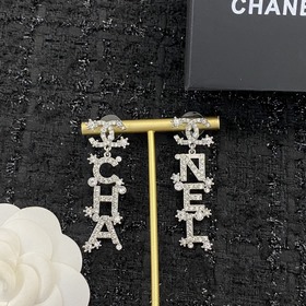 Код E2023 0267825 Популярные серьги Chanel. Новинка. Подлинный то