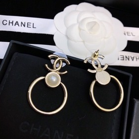 Высококачественные серьги CHANEL с двойным C. Единственные в отра