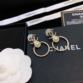 Высококачественные серьги CHANEL с двойным C. Единственные в отра