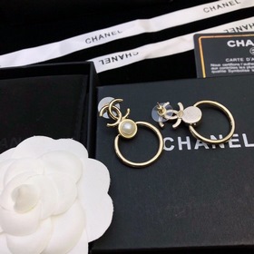 Высококачественные серьги CHANEL с двойным C. Единственные в отра
