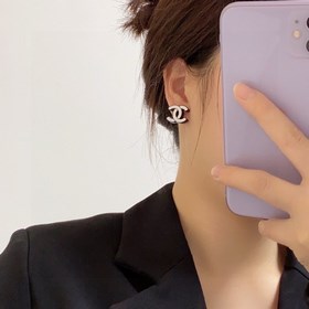 Chanel Буквы Chanel «двойное C» зеленого и белого цветов. Новые ц