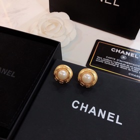 Chanel маленькие серьги-гвоздики, популярная модель, лучшая верси