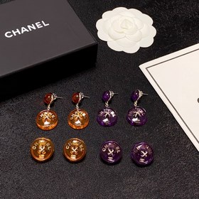 Chanel маленькие серьги с пуговицами в форме буквы C оранжевого ц