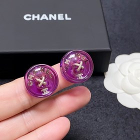 Chanel маленькие серьги с пурпурными пуговицами двойным символом 