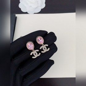 Новейшие серьги Chanel с овальными розовыми бриллиантами. Изготов