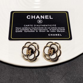 Серьги-клипсы CHANEl в стиле «маленький аромат» не требуют прокол