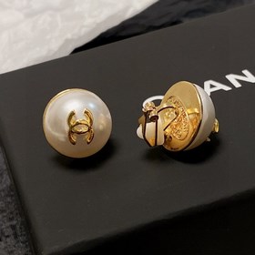 Серьги-клипсы CHANEl в стиле «маленький аромат» не требуют прокол