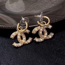 Новые модели 2023 года [Chanel] С жемчужными стразами серьгами-гв