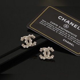 Новая модель сережек Chanel от Xiao Xiang. Оригинальный товар, ид