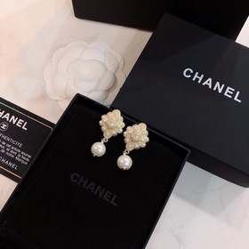 Chanel Жемчужные серьги-гвоздики, популярная модель, лучшая верси