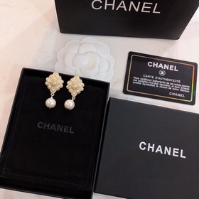 Chanel Жемчужные серьги-гвоздики, популярная модель, лучшая верси