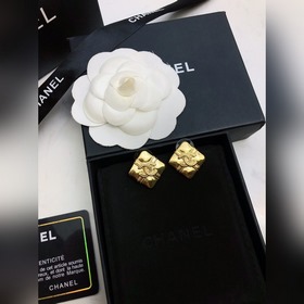Серьги без проколов Chanel, новинка, классический ромбовидный узо