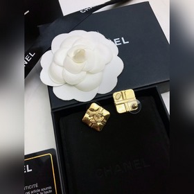 Серьги без проколов Chanel, новинка, классический ромбовидный узо