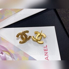 Chanel маленькие серьги-гвоздики, лаконичные и универсальные, с н