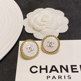 Новая версия Chanel подержанные белые серьги-капли. Оригинальный 