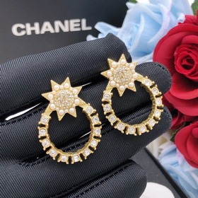 Номер XED0 0 Новейшие серьги Chanel с круглыми бриллиантами в фор